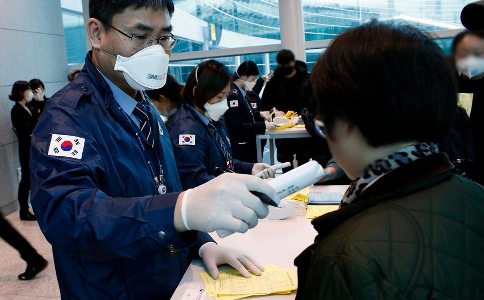 韩国疫情反弹| 中国驻韩国大使馆提醒在韩中国公民做好这三点